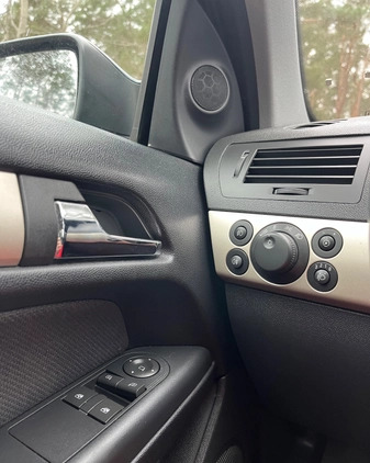 Opel Astra cena 12900 przebieg: 190700, rok produkcji 2007 z Małogoszcz małe 277